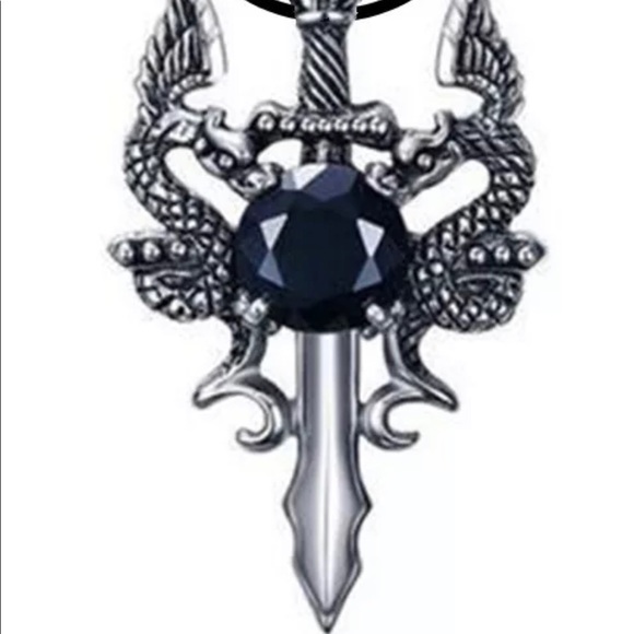 Other - 💥3/$12💥Dragon Necklace